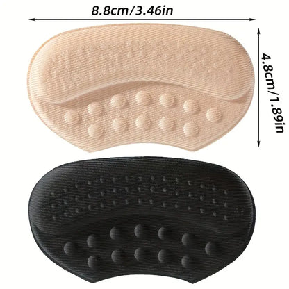 Självhäftande hälkuddar – visar produktens mått i svart och beige.